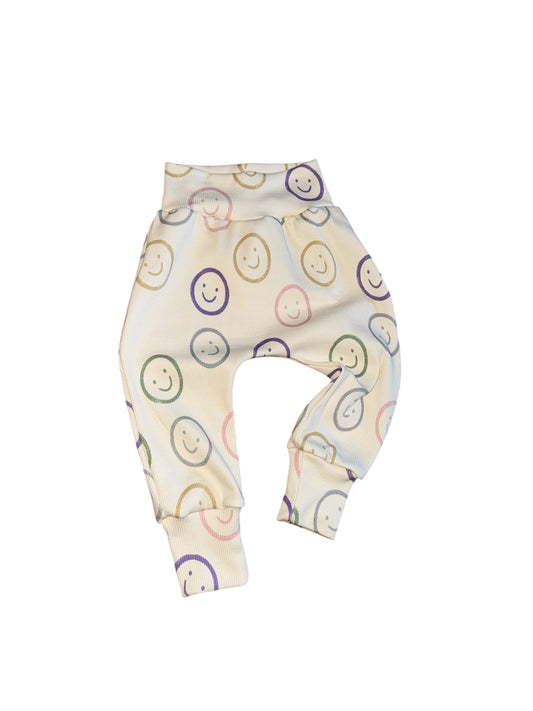 Baggy Pants - Smiles